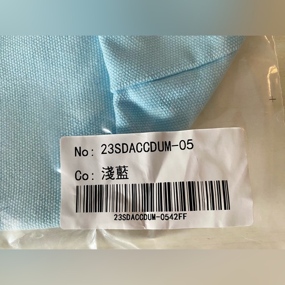 Disney x GraceGift Dumbo tote - Picture 4 of 4